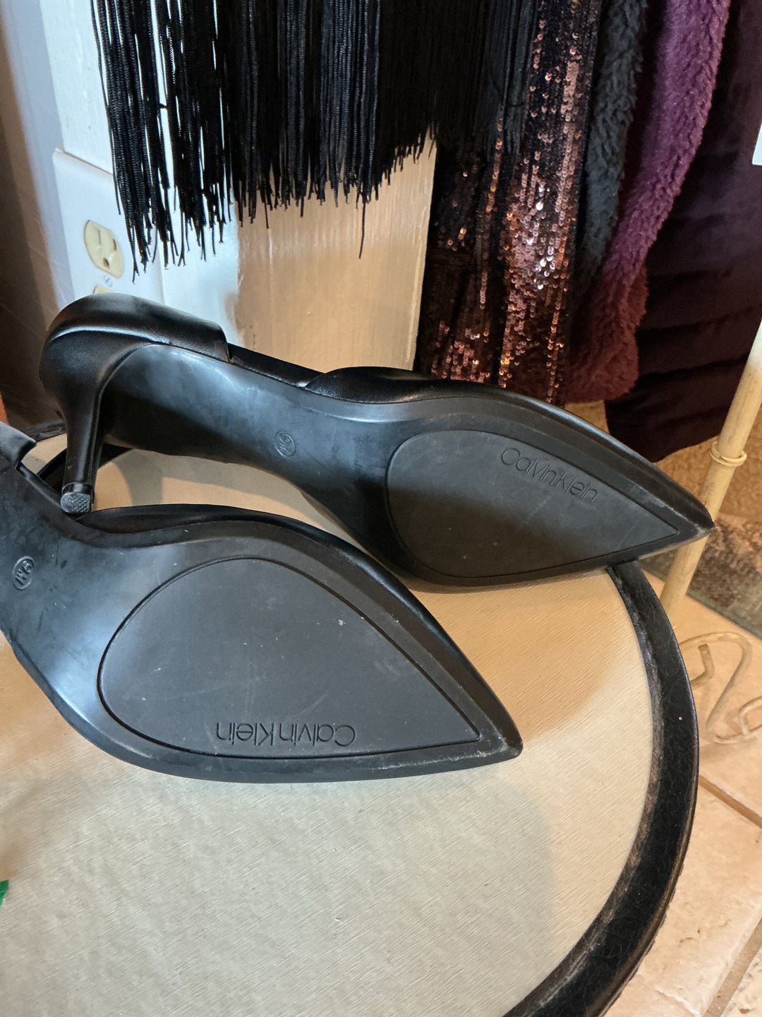 Calvin Klein D’Orsay Pumps