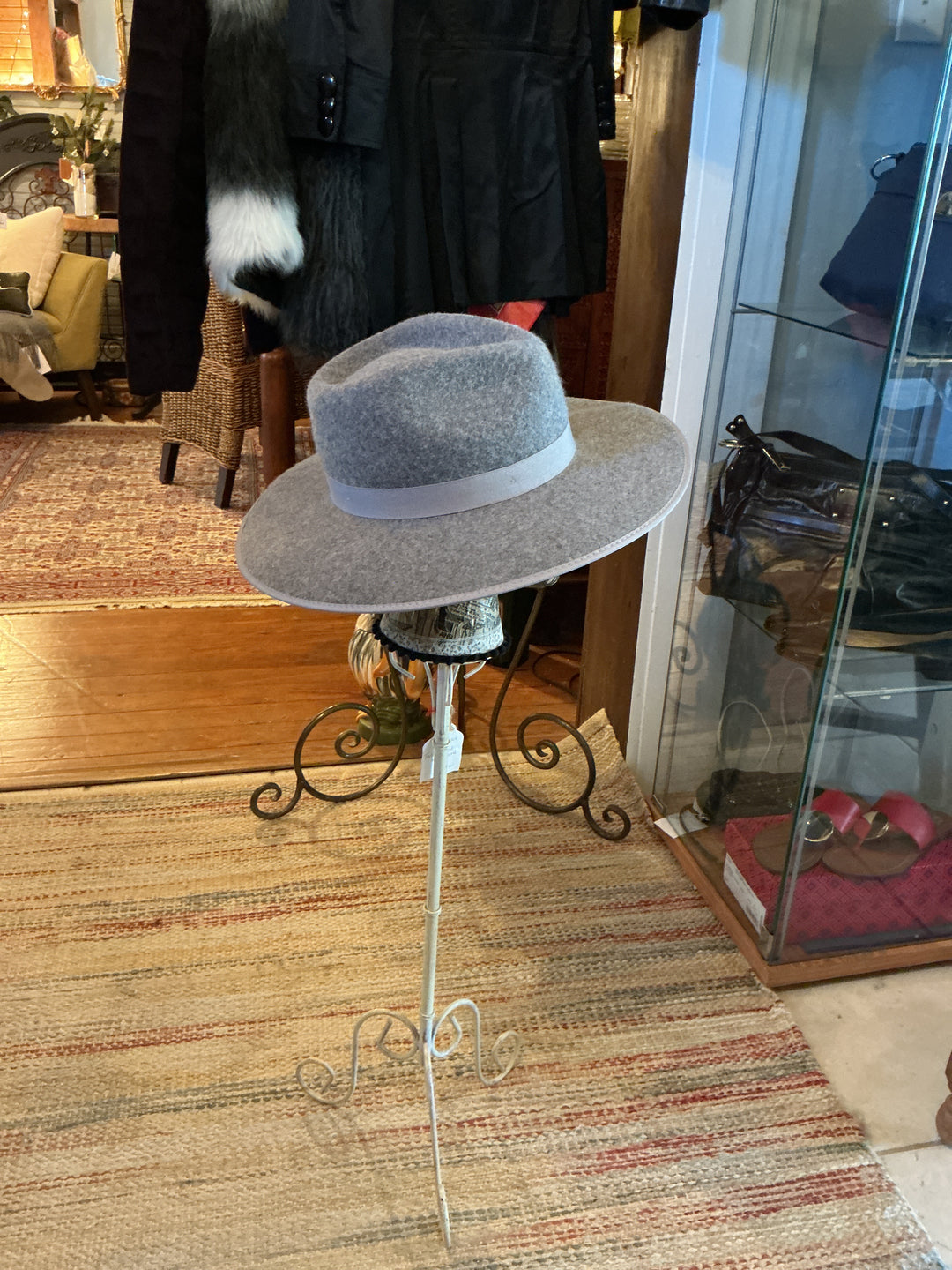 Olive & pique hat