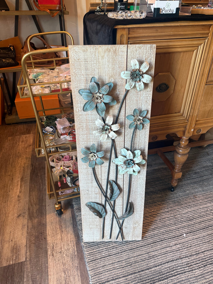 Rustic Metal Floral Wall Art on Distressed Wood Panel Farmhouse Décor