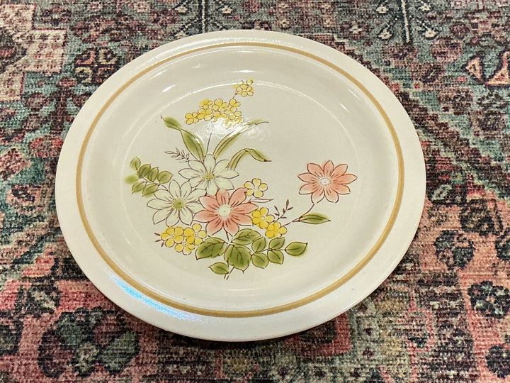 Vintage floral bouquet plate made in Japan