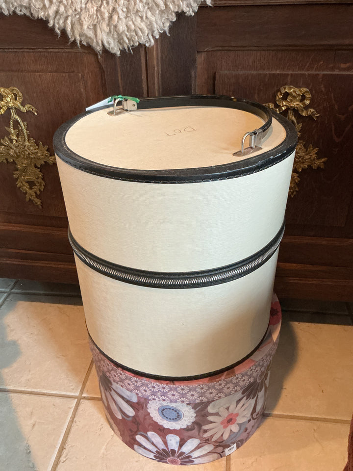 Vintage Duel Travel Hat Box