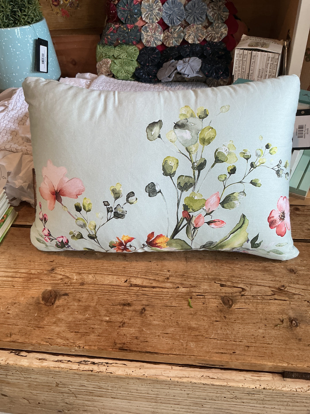 Queen Comforter & Accent Pillow