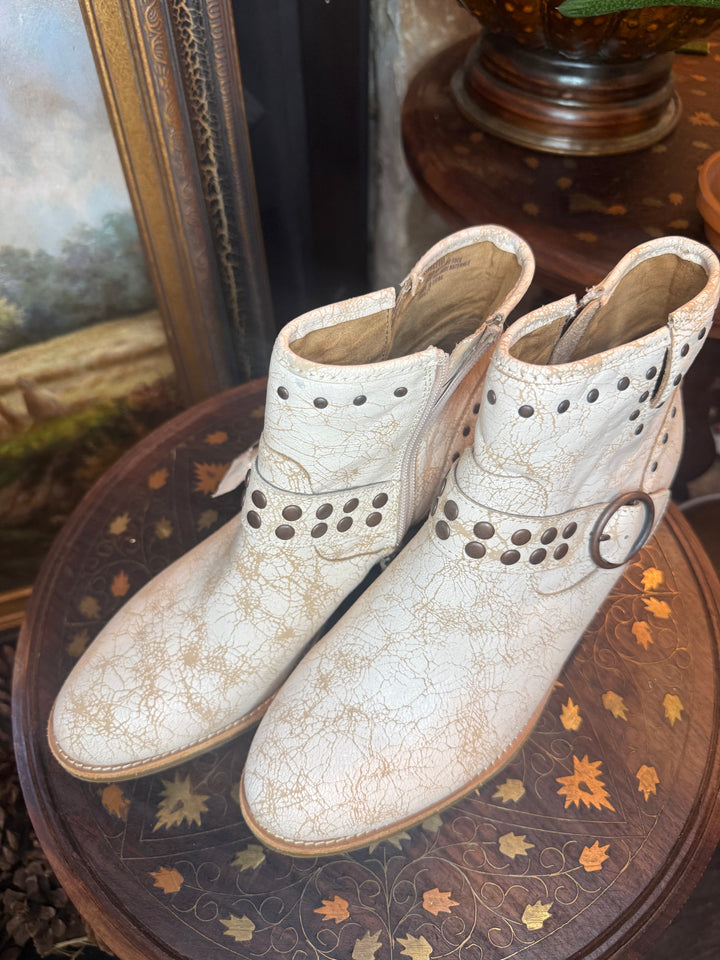 Sofft Crackle Boots