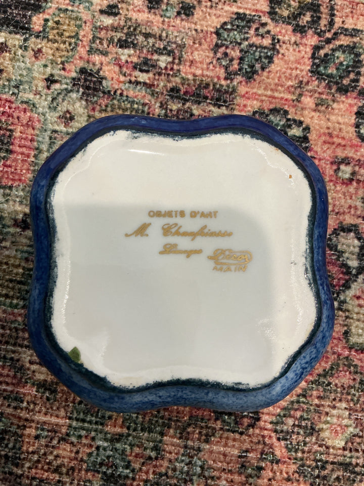 Hand Painted Jewelry / Trinket Box VINTAGE