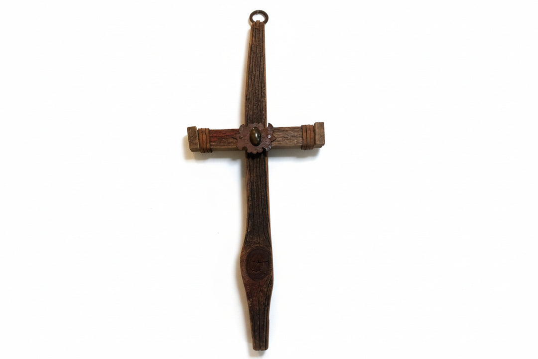 Cross of Reclaimed Barnwood